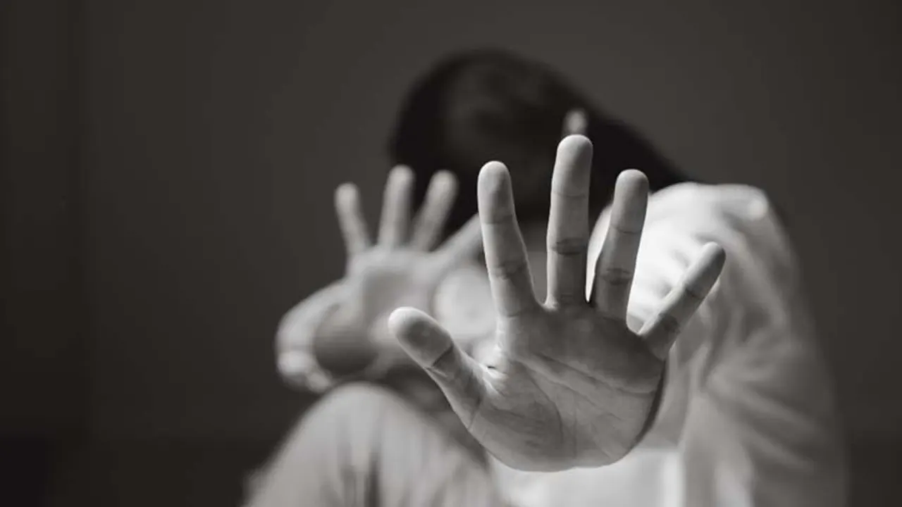 ঘুরতে গিয়ে সংঘবদ্ধ ধর্ষণের শিকার ষষ্ঠ শ্রেণির দুই ছাত্রী